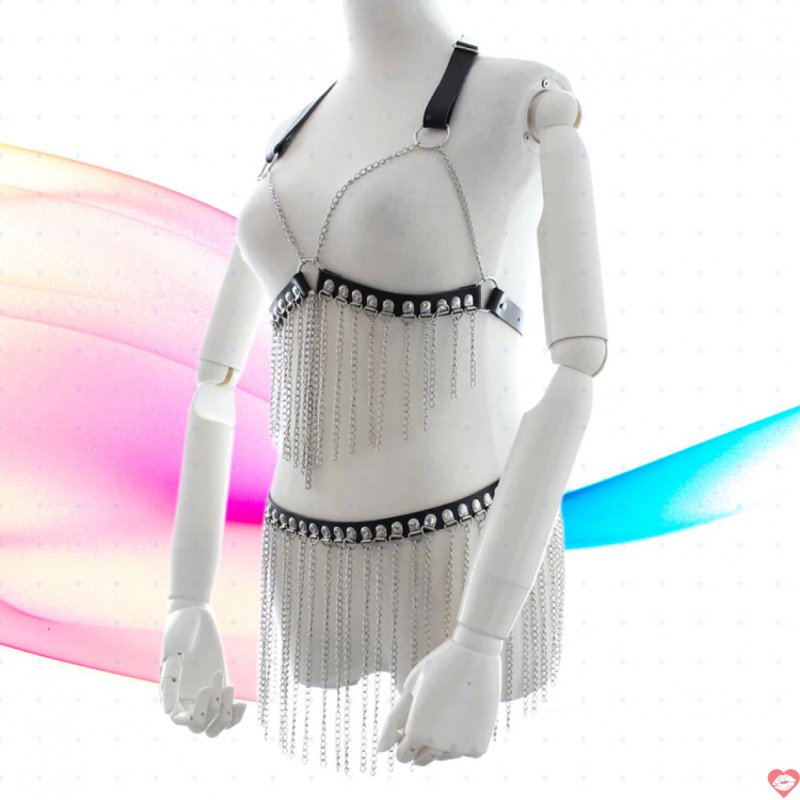 Bộ đồ BDSM bằng da và dây xích múa bụng gợi cảm quyến rũ