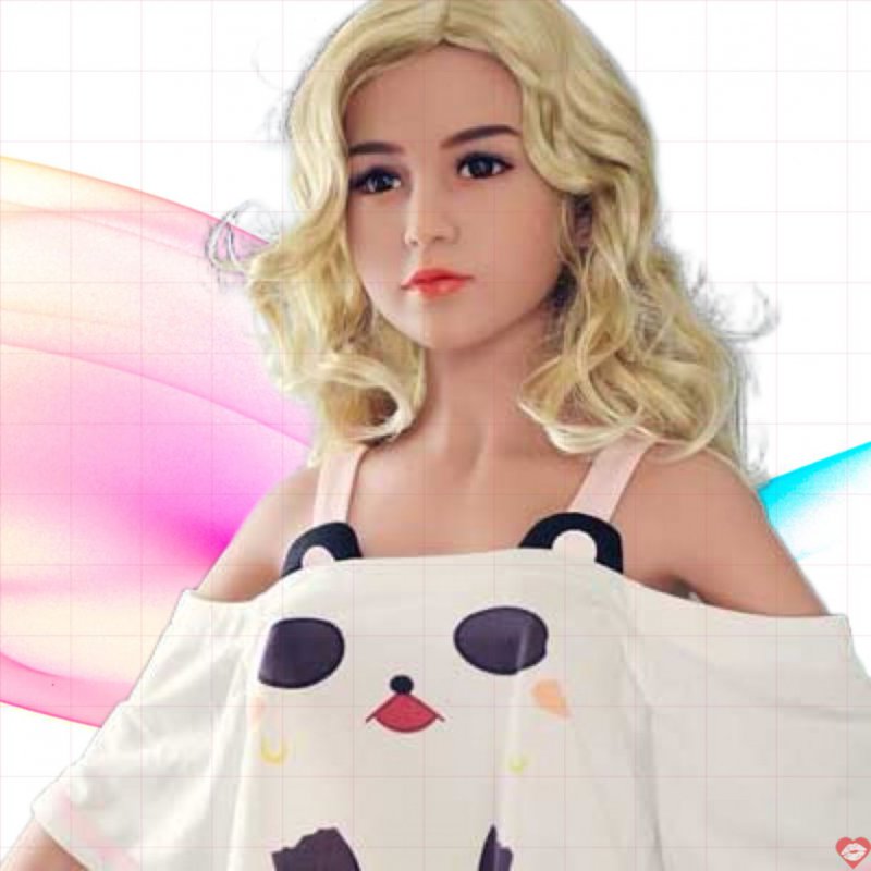 B28 1M56 CHLOEO Em búp bê tình yêu tạo nhiều đam mê mới