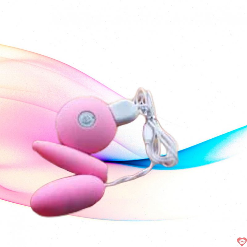Chị em gào thét vì quá sướng với trứng rung 2 cục USB